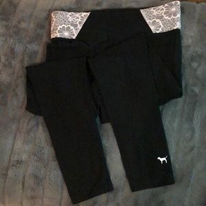 VS PINK yoga pants in medium